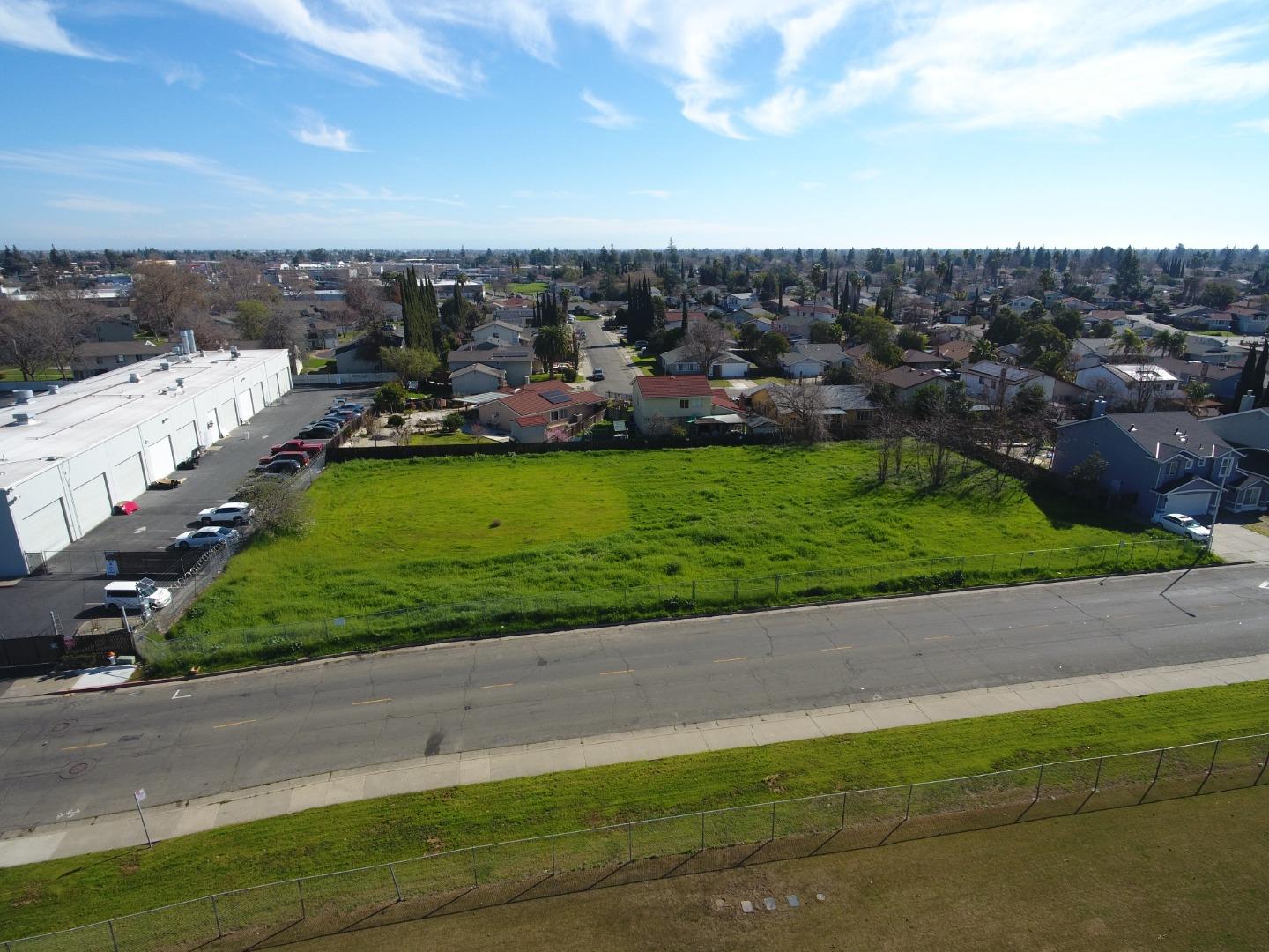 Detail Gallery Image 6 of 9 For 7273 Luther Dr, Sacramento,  CA 95823 - – Beds | – Baths