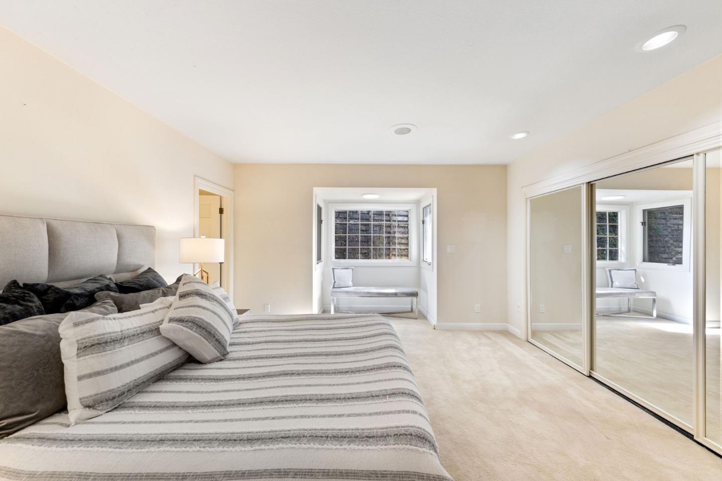 Detail Gallery Image 62 of 111 For 1035 Macadamia Dr, Hillsborough,  CA 94010 - 4 Beds | 6/1 Baths