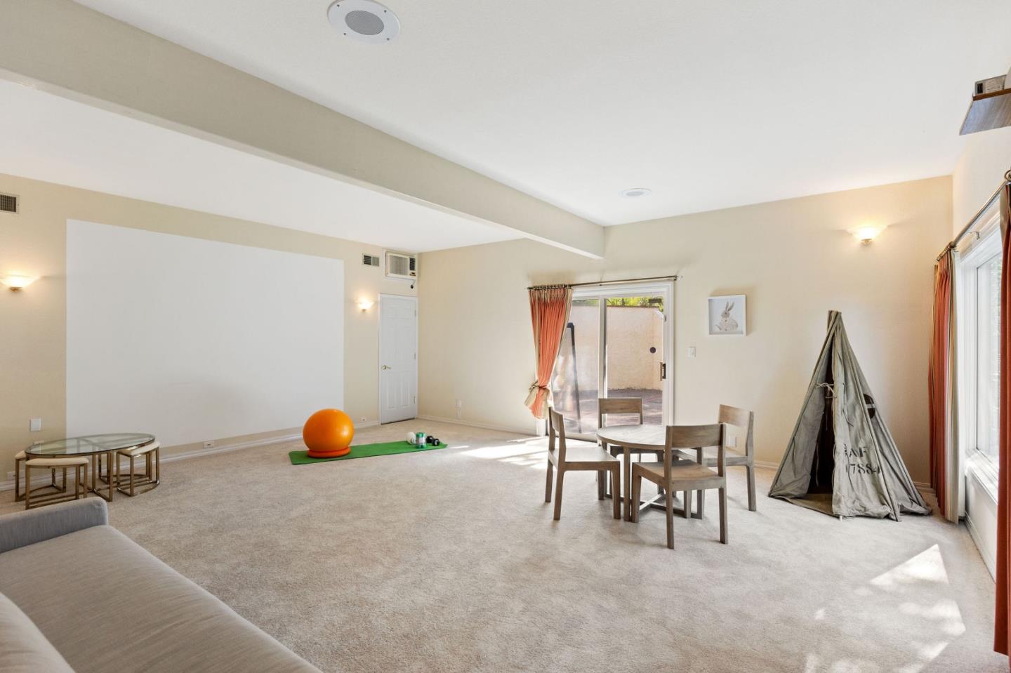 Detail Gallery Image 69 of 111 For 1035 Macadamia Dr, Hillsborough,  CA 94010 - 4 Beds | 6/1 Baths