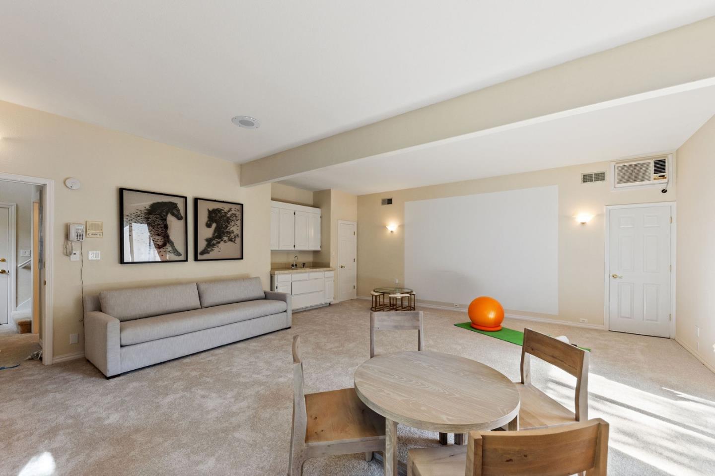 Detail Gallery Image 70 of 111 For 1035 Macadamia Dr, Hillsborough,  CA 94010 - 4 Beds | 6/1 Baths