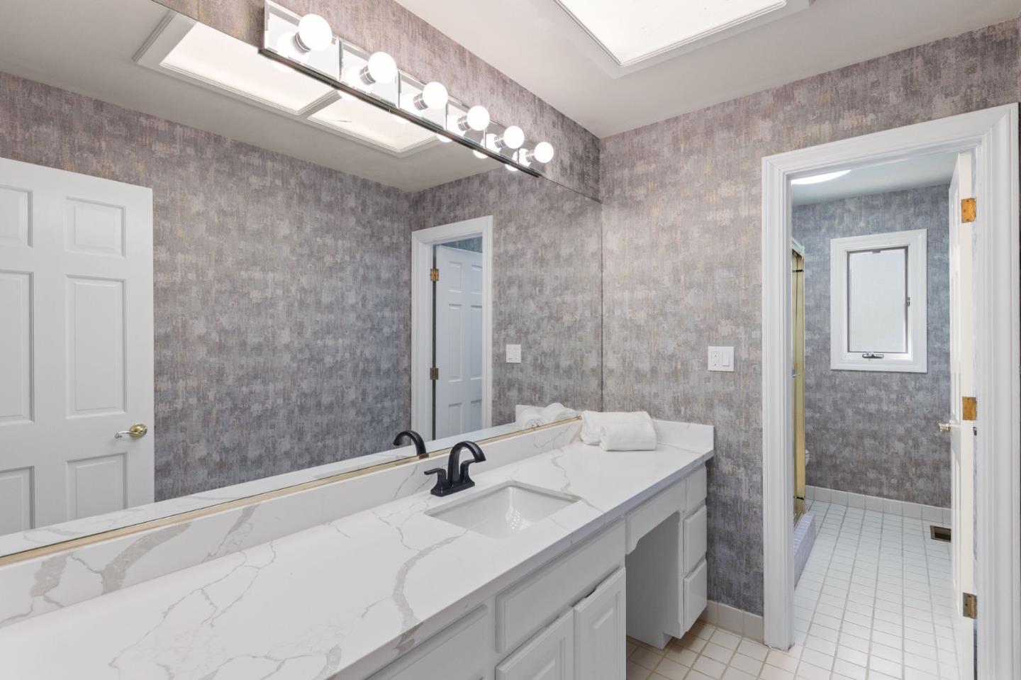 Detail Gallery Image 74 of 111 For 1035 Macadamia Dr, Hillsborough,  CA 94010 - 4 Beds | 6/1 Baths