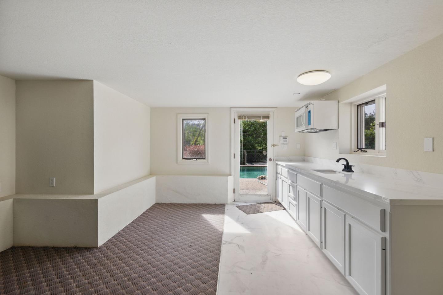 Detail Gallery Image 80 of 111 For 1035 Macadamia Dr, Hillsborough,  CA 94010 - 4 Beds | 6/1 Baths