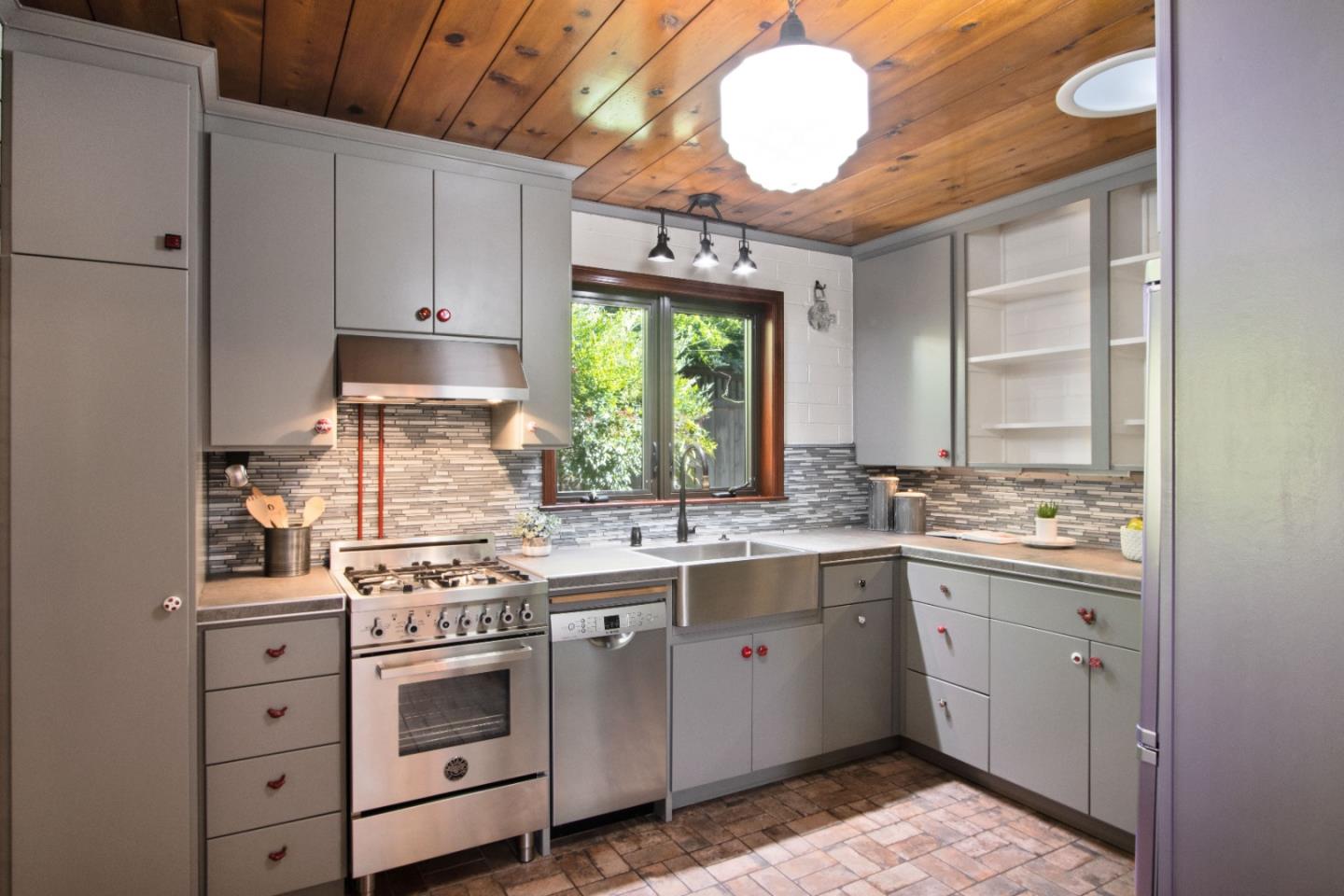 Detail Gallery Image 18 of 34 For 13185 Junction Ave, Boulder Creek,  CA 95006 - 1 Beds | 1 Baths