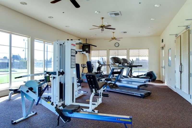 Detail Gallery Image 10 of 36 For 9608 Crystal Bay Ln, Elk Grove,  CA 95758 - 2 Beds | 2 Baths