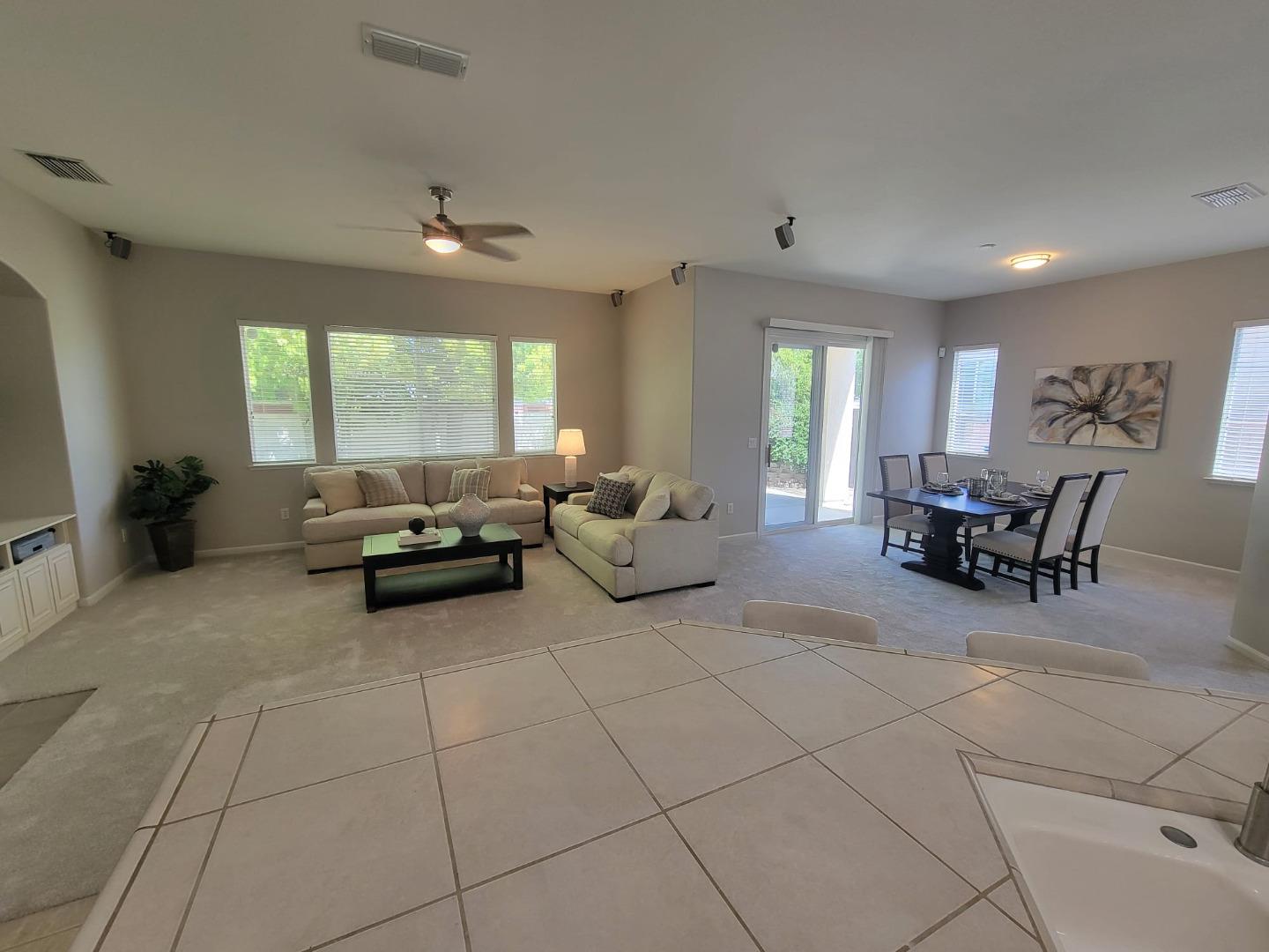 Detail Gallery Image 20 of 36 For 9608 Crystal Bay Ln, Elk Grove,  CA 95758 - 2 Beds | 2 Baths