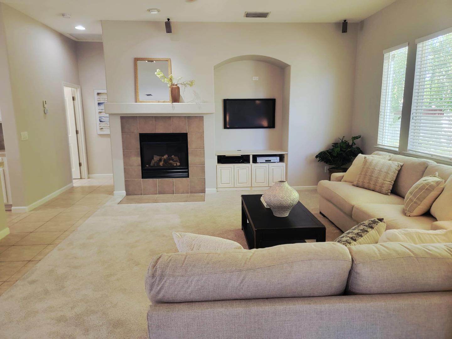 Detail Gallery Image 22 of 36 For 9608 Crystal Bay Ln, Elk Grove,  CA 95758 - 2 Beds | 2 Baths