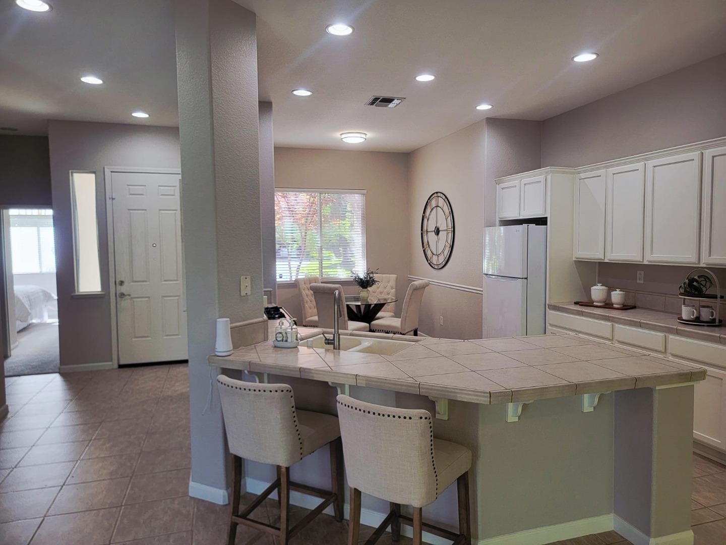 Detail Gallery Image 26 of 36 For 9608 Crystal Bay Ln, Elk Grove,  CA 95758 - 2 Beds | 2 Baths