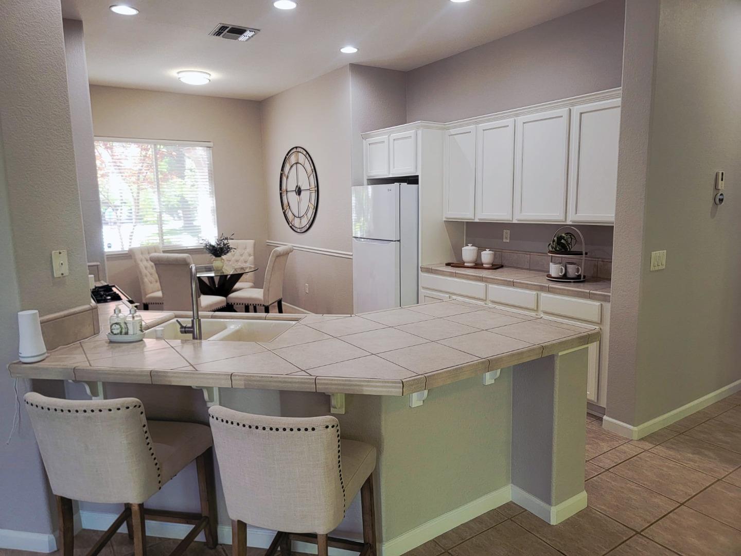 Detail Gallery Image 27 of 36 For 9608 Crystal Bay Ln, Elk Grove,  CA 95758 - 2 Beds | 2 Baths