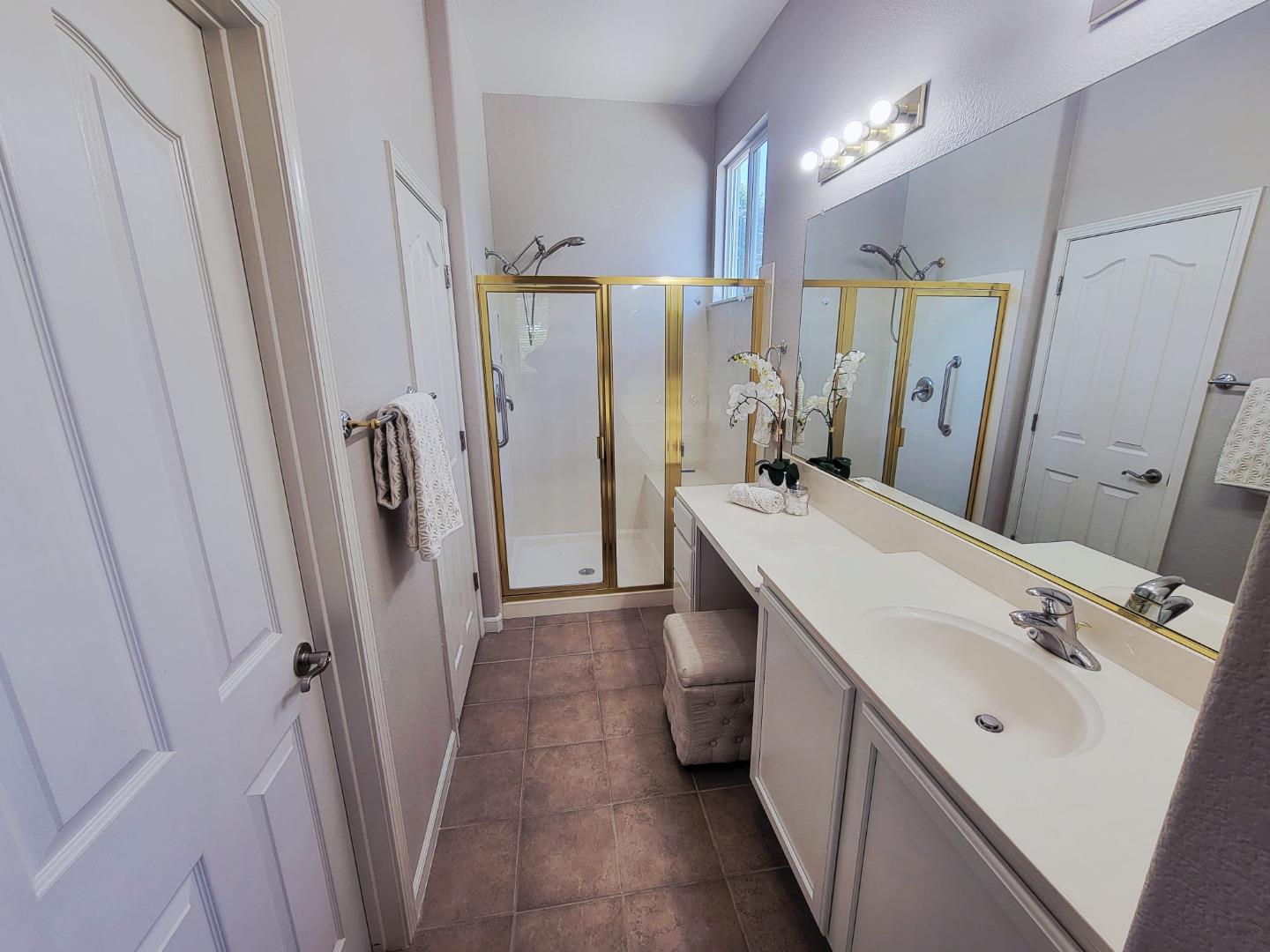 Detail Gallery Image 32 of 36 For 9608 Crystal Bay Ln, Elk Grove,  CA 95758 - 2 Beds | 2 Baths