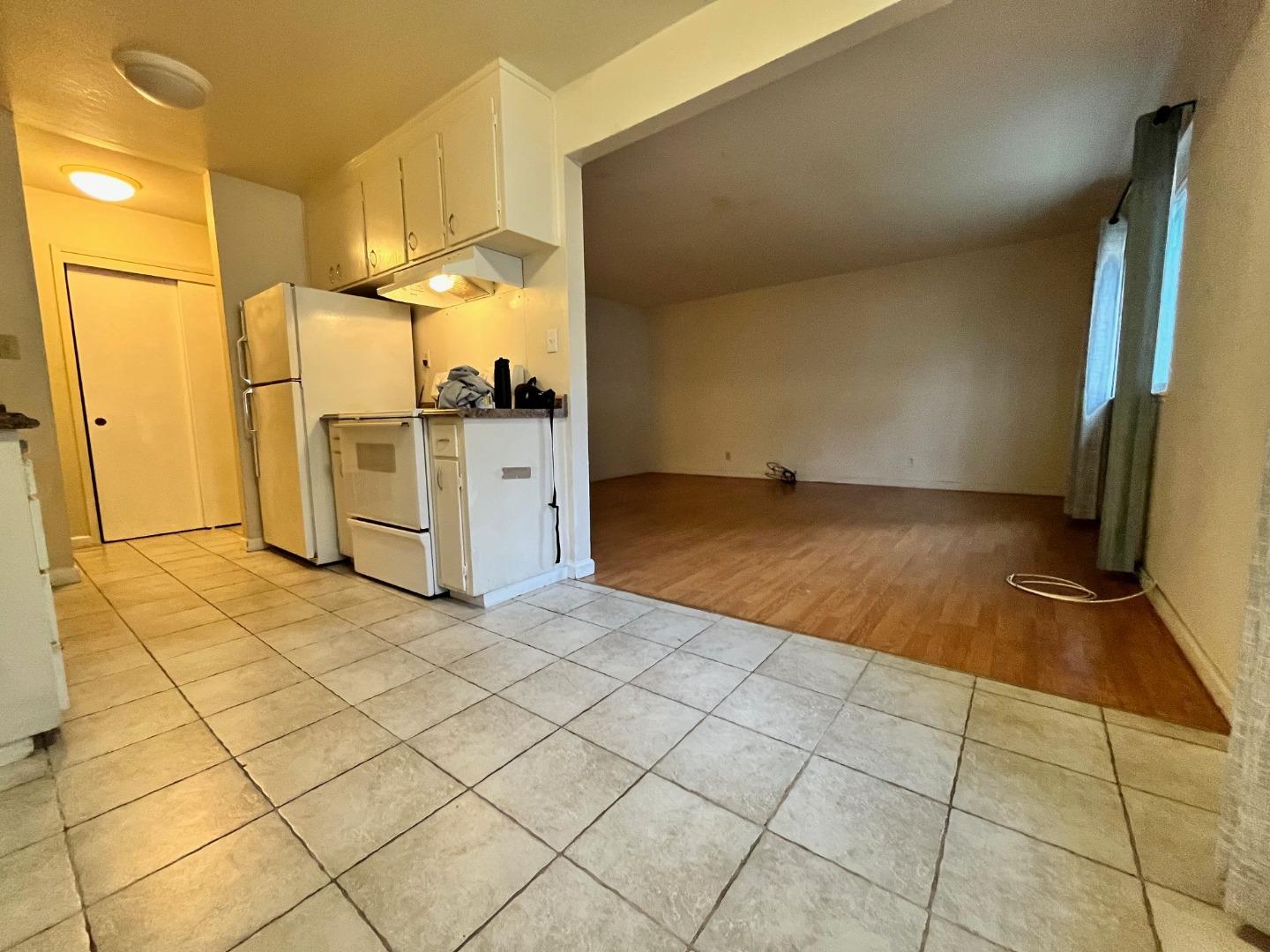 Detail Gallery Image 13 of 32 For 1719 Ross Cir, San Jose,  CA 95124 - – Beds | – Baths