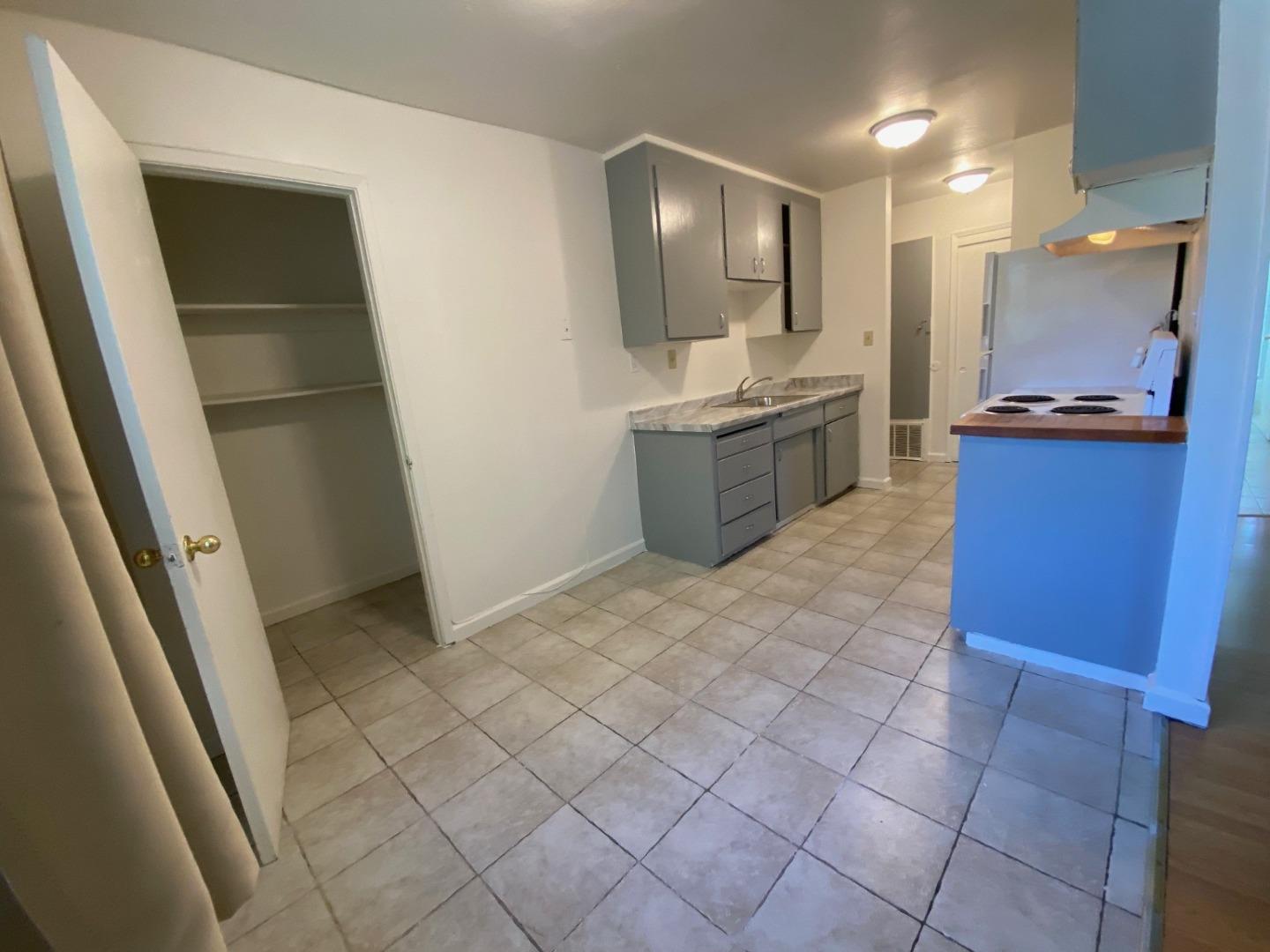Detail Gallery Image 25 of 32 For 1719 Ross Cir, San Jose,  CA 95124 - – Beds | – Baths