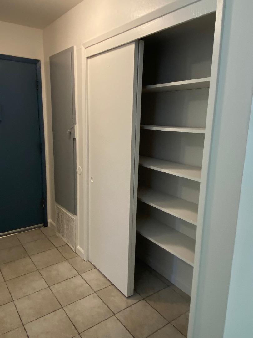 Detail Gallery Image 27 of 32 For 1719 Ross Cir, San Jose,  CA 95124 - – Beds | – Baths