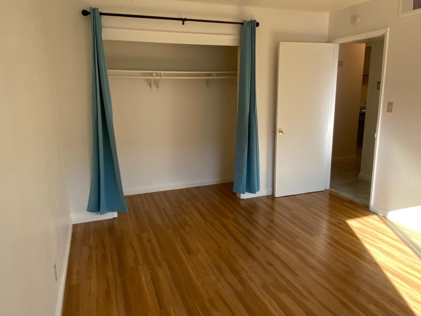 Detail Gallery Image 30 of 32 For 1719 Ross Cir, San Jose,  CA 95124 - – Beds | – Baths