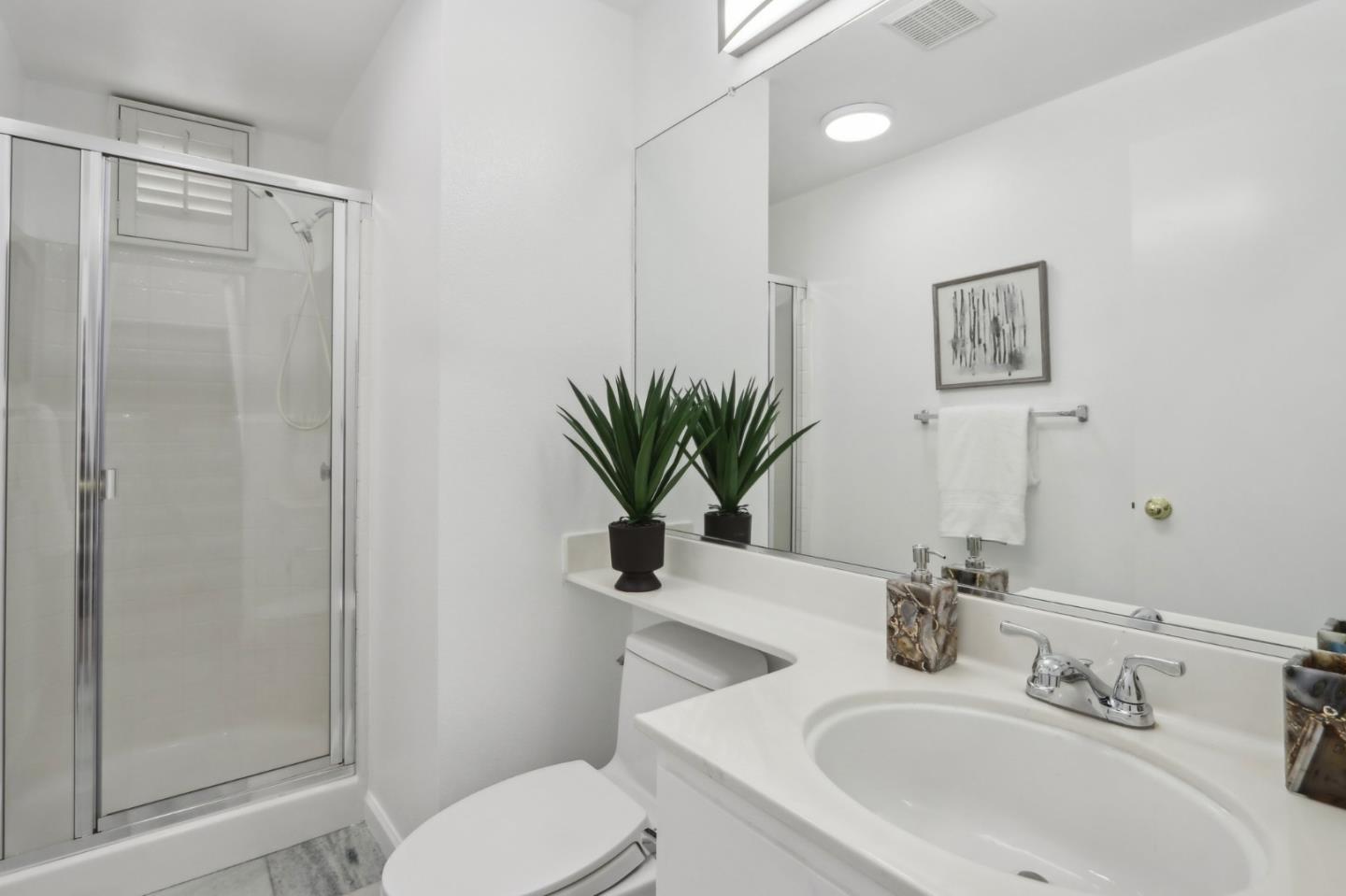 Detail Gallery Image 14 of 35 For 677 Atherton Pl, Hayward,  CA 94541 - 3 Beds | 3 Baths