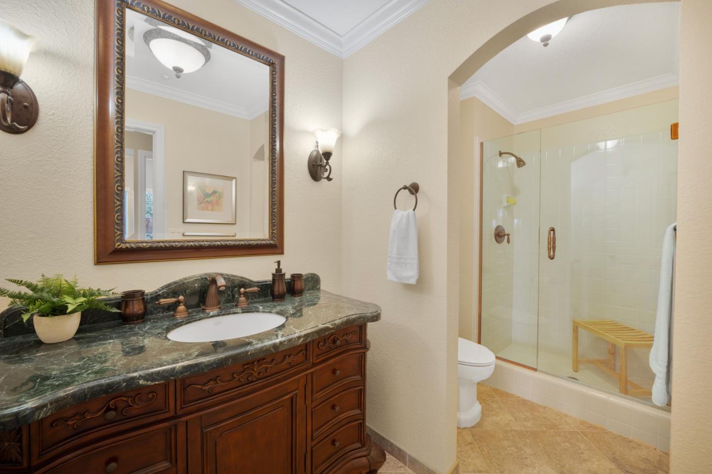 Detail Gallery Image 21 of 41 For 1450 Seville Dr, Morgan Hill,  CA 95037 - 5 Beds | 3 Baths