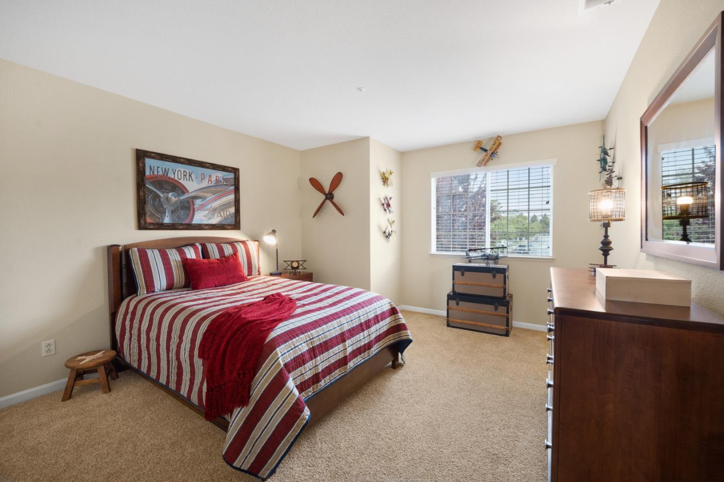Detail Gallery Image 28 of 41 For 1450 Seville Dr, Morgan Hill,  CA 95037 - 5 Beds | 3 Baths