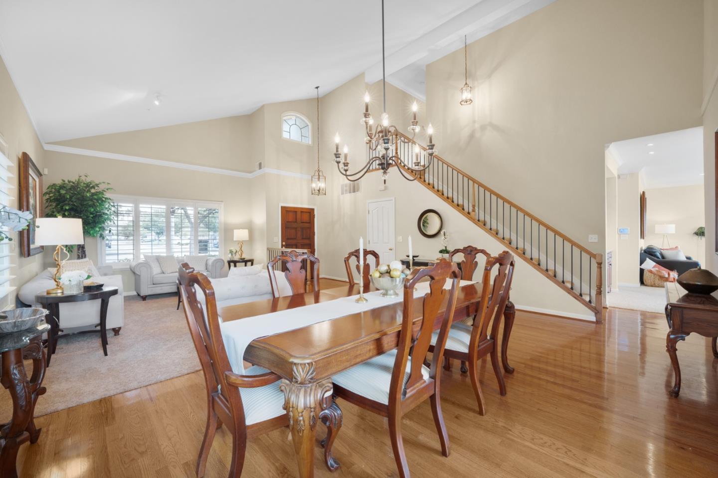 Detail Gallery Image 7 of 41 For 1450 Seville Dr, Morgan Hill,  CA 95037 - 5 Beds | 3 Baths