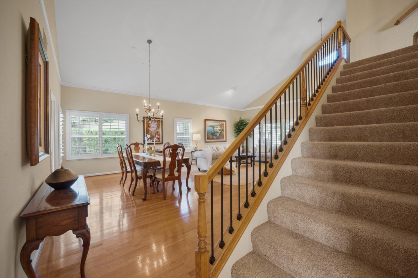 Detail Gallery Image 9 of 41 For 1450 Seville Dr, Morgan Hill,  CA 95037 - 5 Beds | 3 Baths