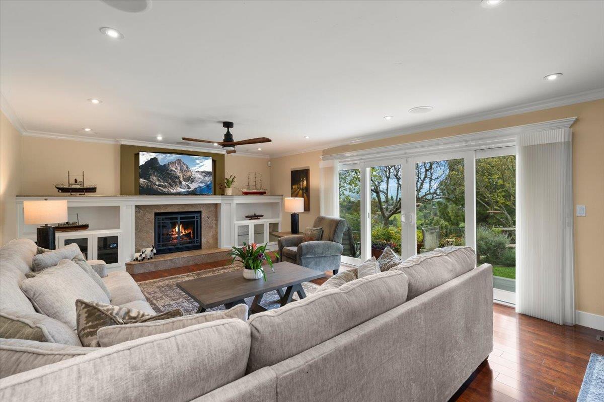 Detail Gallery Image 12 of 38 For 15850 Jackson Oaks Dr, Morgan Hill,  CA 95037 - 4 Beds | 3 Baths