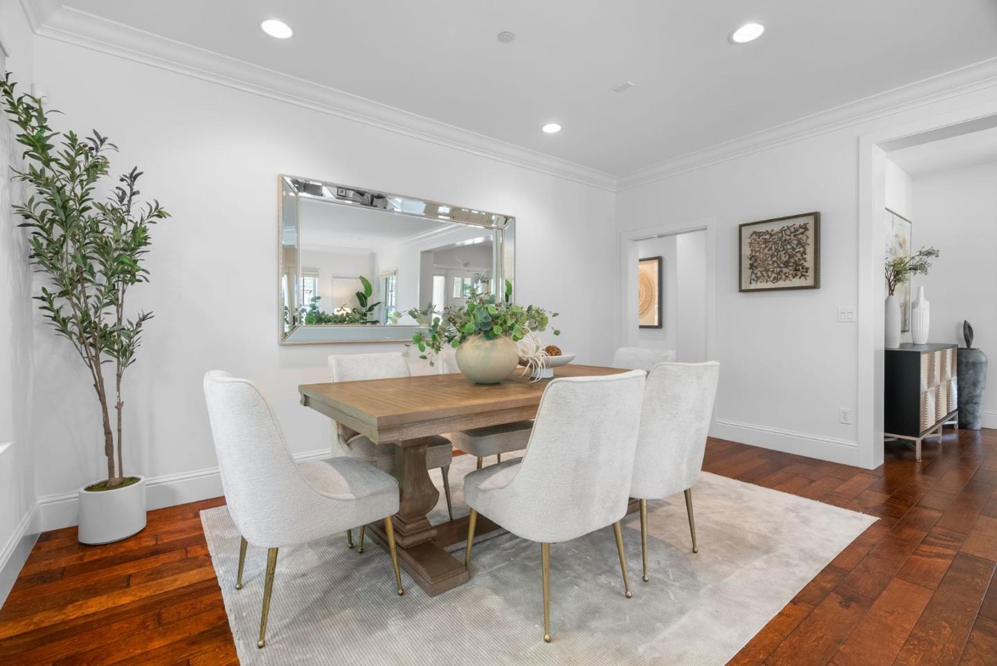 Detail Gallery Image 21 of 68 For 317 Templeton Ln, Los Gatos,  CA 95032 - 5 Beds | 4/1 Baths