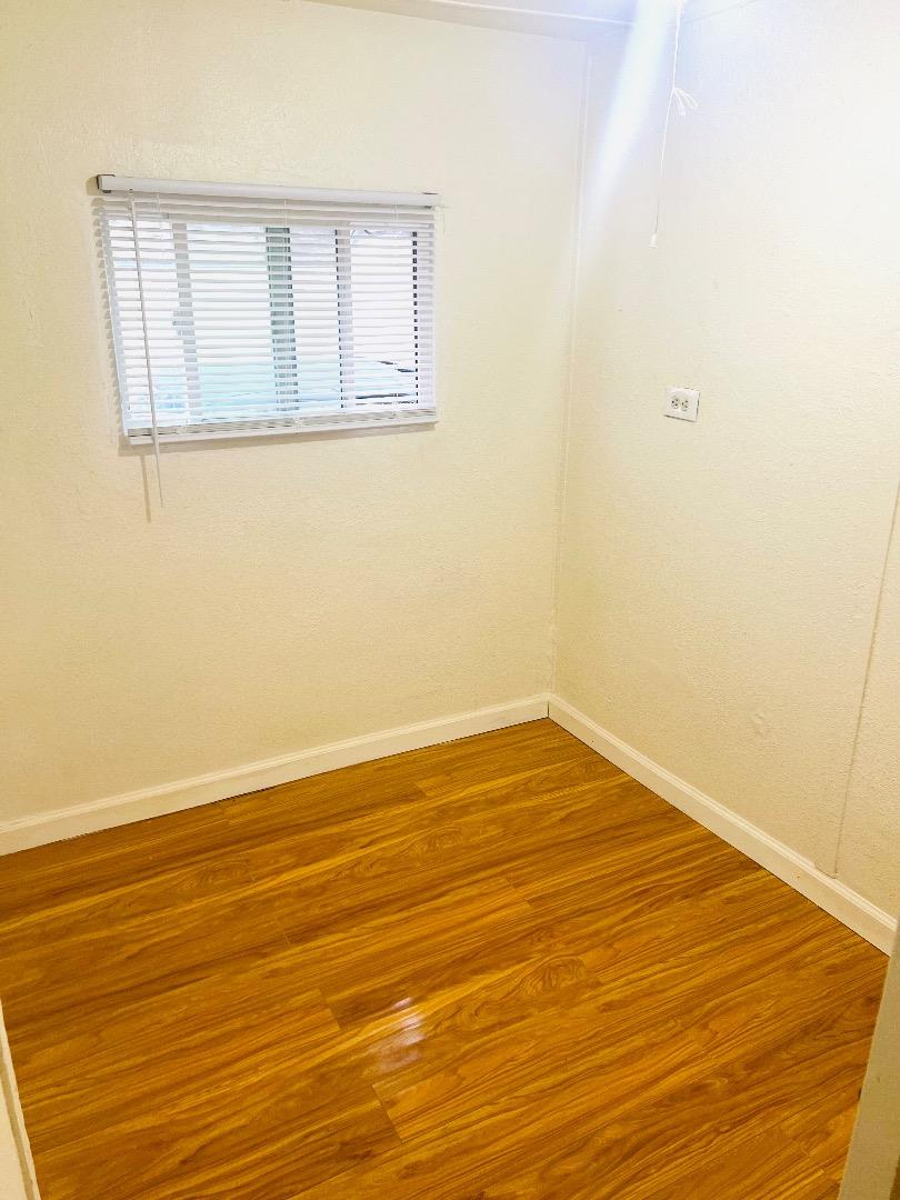 Detail Gallery Image 8 of 10 For 4320 Monterey Hwy #15,  San Jose,  CA 95111 - 2 Beds | 1 Baths