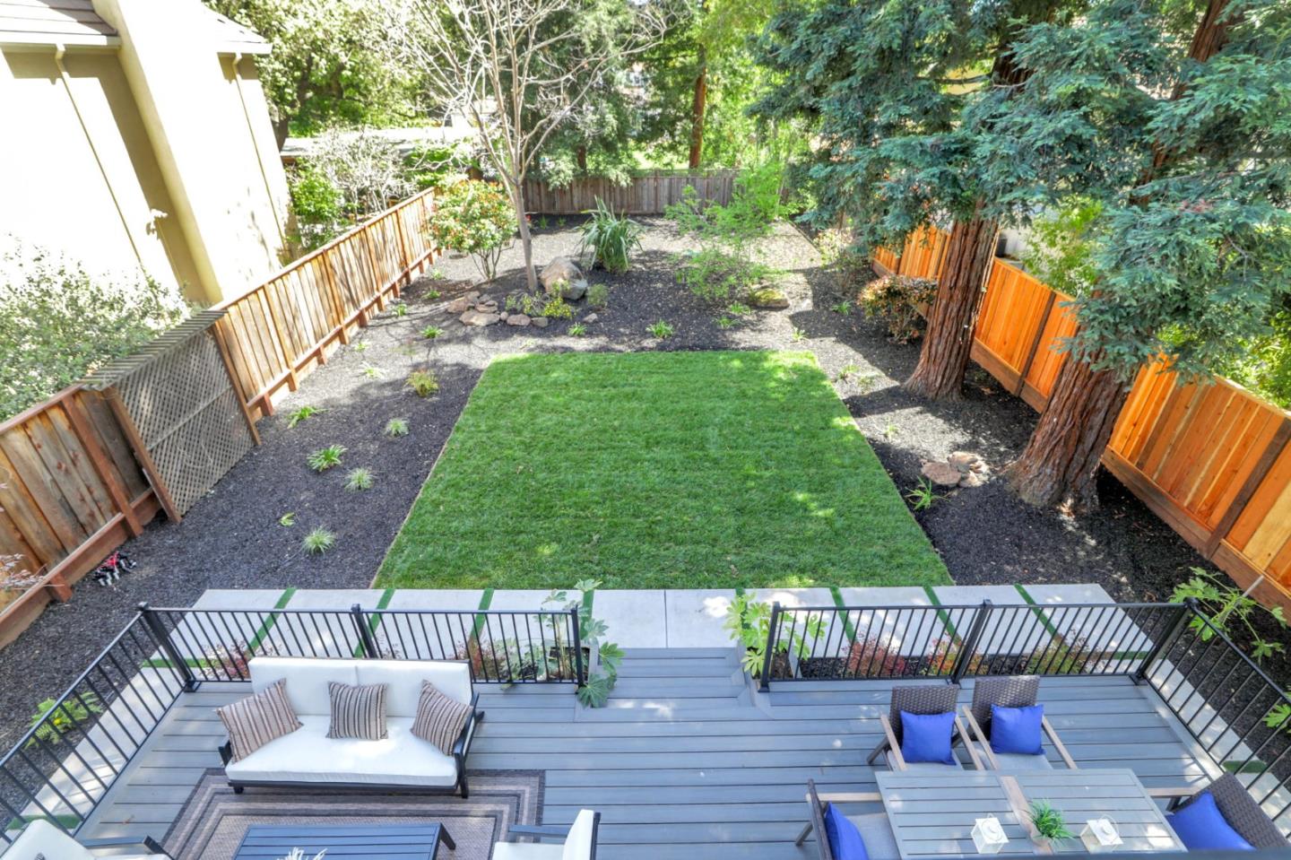 Detail Gallery Image 61 of 89 For 546 9th Ave, Menlo Park,  CA 94025 - 4 Beds | 4/1 Baths
