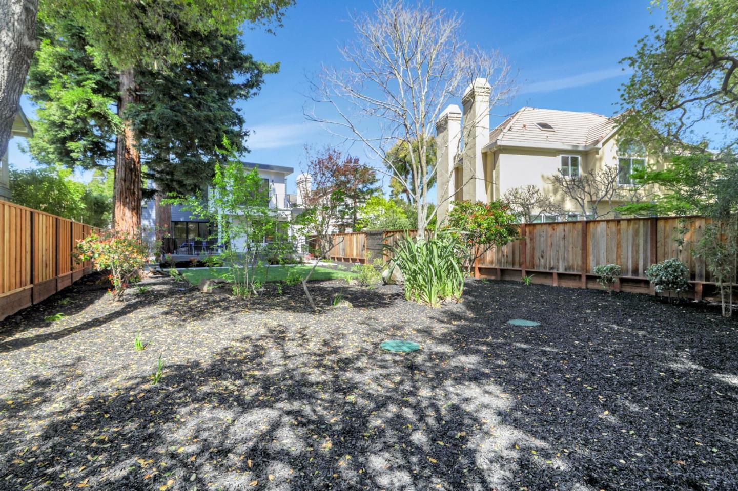 Detail Gallery Image 68 of 89 For 546 9th Ave, Menlo Park,  CA 94025 - 4 Beds | 4/1 Baths