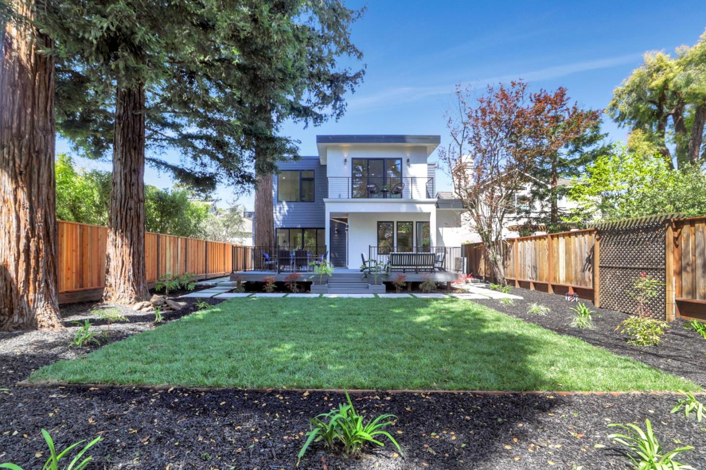 Detail Gallery Image 69 of 89 For 546 9th Ave, Menlo Park,  CA 94025 - 4 Beds | 4/1 Baths