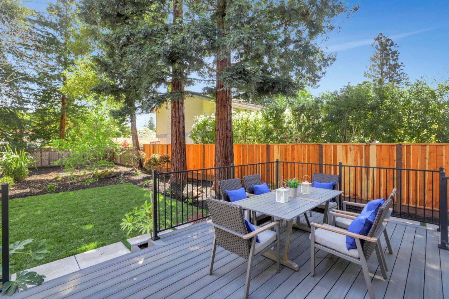Detail Gallery Image 76 of 89 For 546 9th Ave, Menlo Park,  CA 94025 - 4 Beds | 4/1 Baths