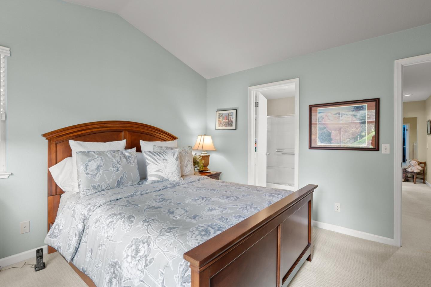 Detail Gallery Image 15 of 26 For 120 Claremont Terrace, Santa Cruz,  CA 95060 - 2 Beds | 2/1 Baths