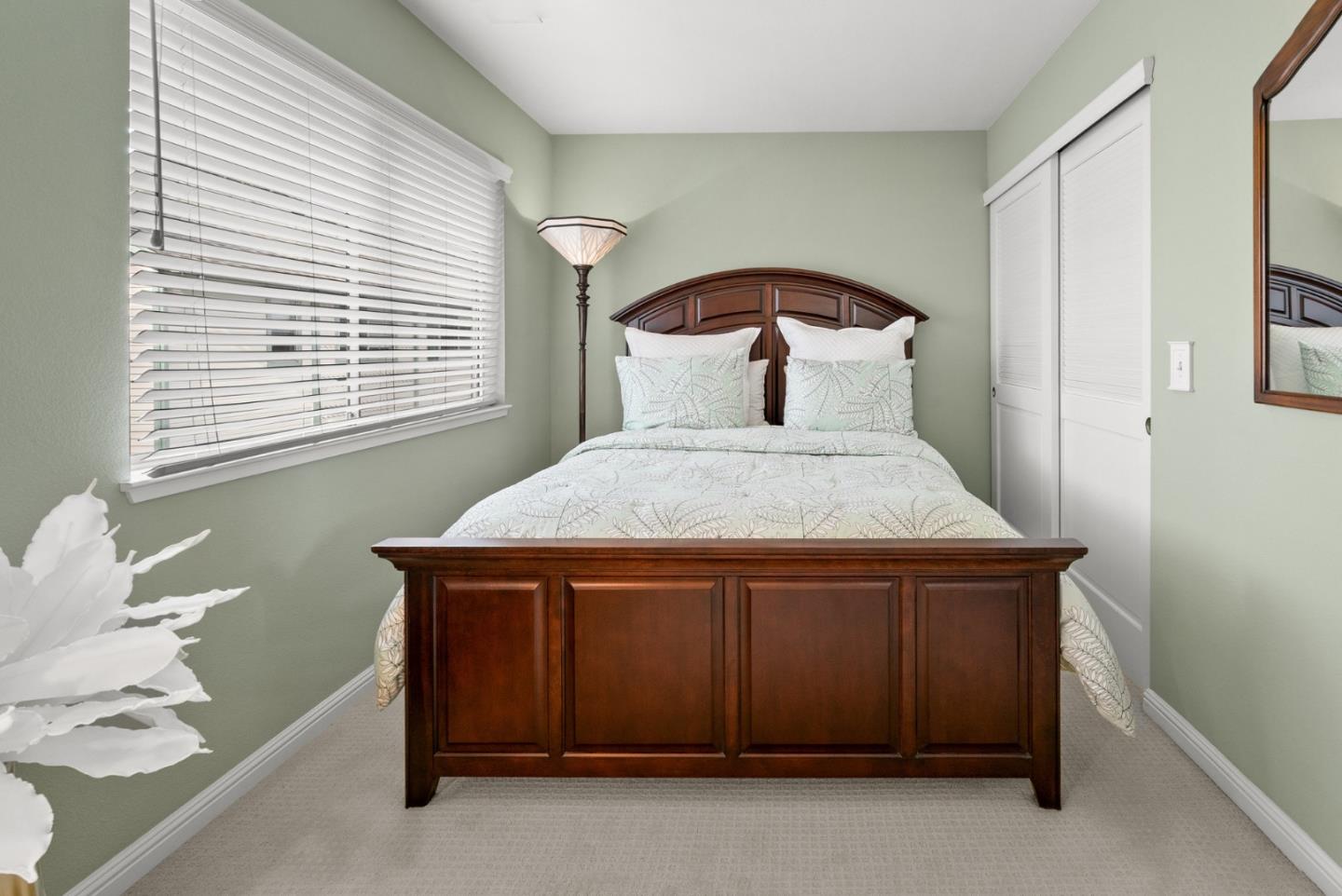 Detail Gallery Image 18 of 26 For 120 Claremont Terrace, Santa Cruz,  CA 95060 - 2 Beds | 2/1 Baths
