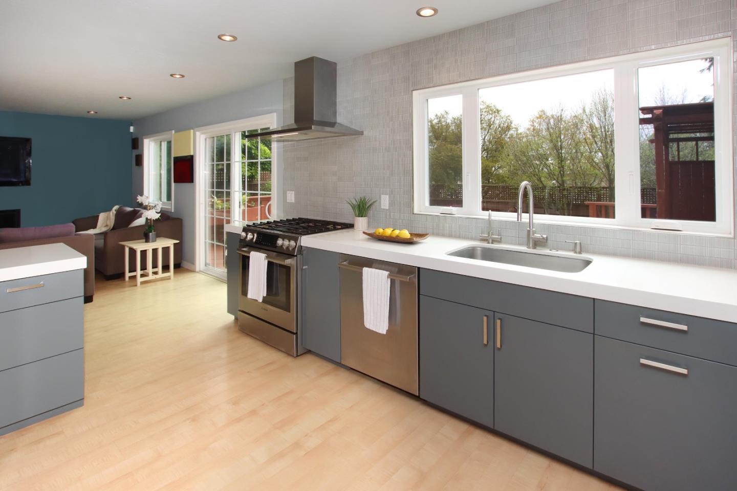 Detail Gallery Image 14 of 36 For 3239 O'neill Ct, Soquel,  CA 95073 - 4 Beds | 2/1 Baths