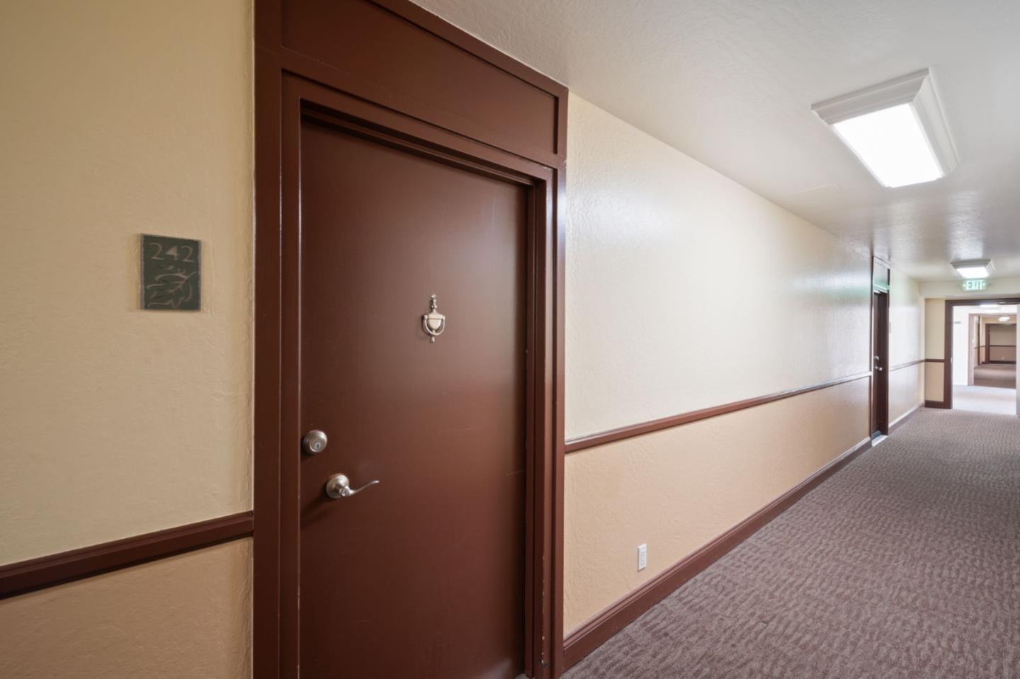 Detail Gallery Image 4 of 23 For 1087 Murrieta #242,  Livermore,  CA 94550 - 1 Beds | 1 Baths
