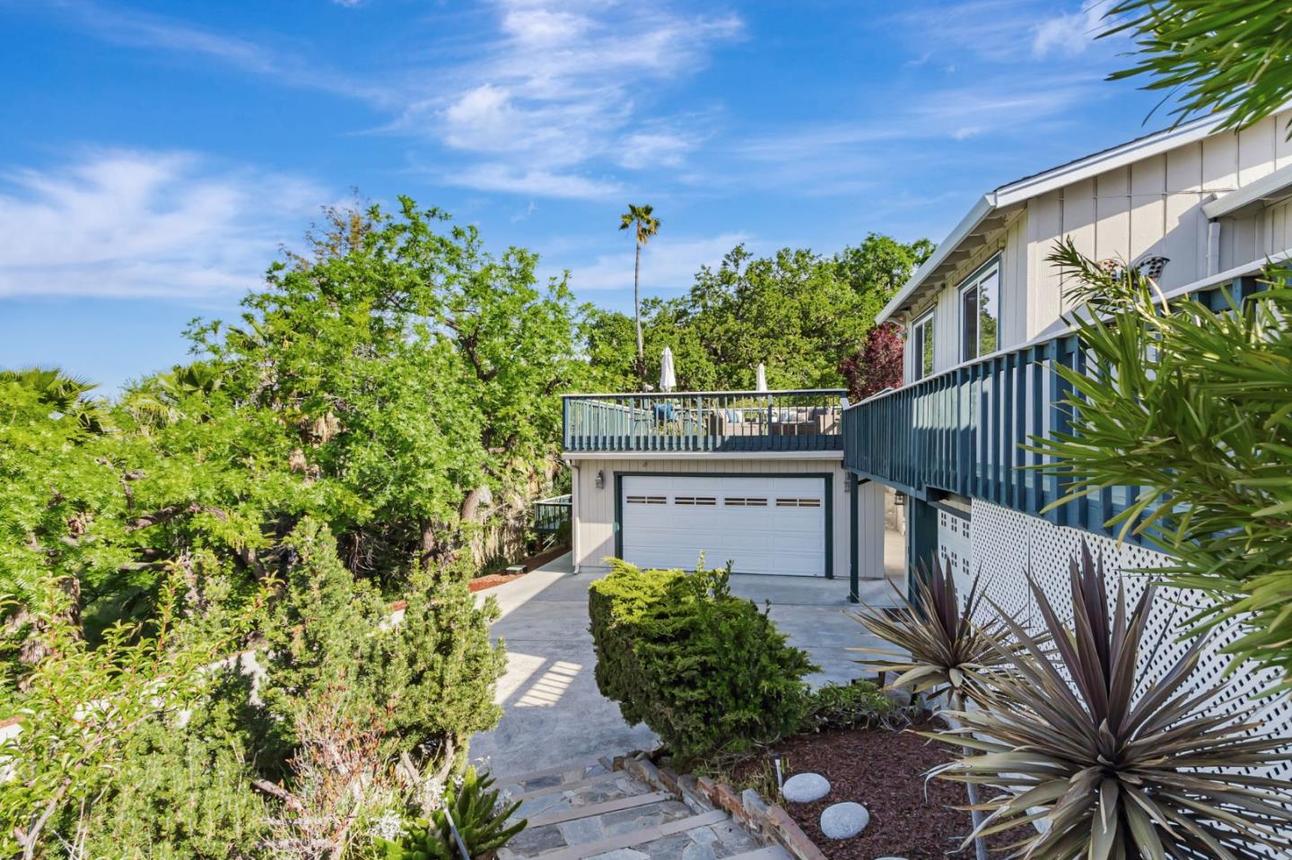 Detail Gallery Image 61 of 97 For 3449 Suncrest Ave, San Jose,  CA 95132 - 5 Beds | 2/1 Baths
