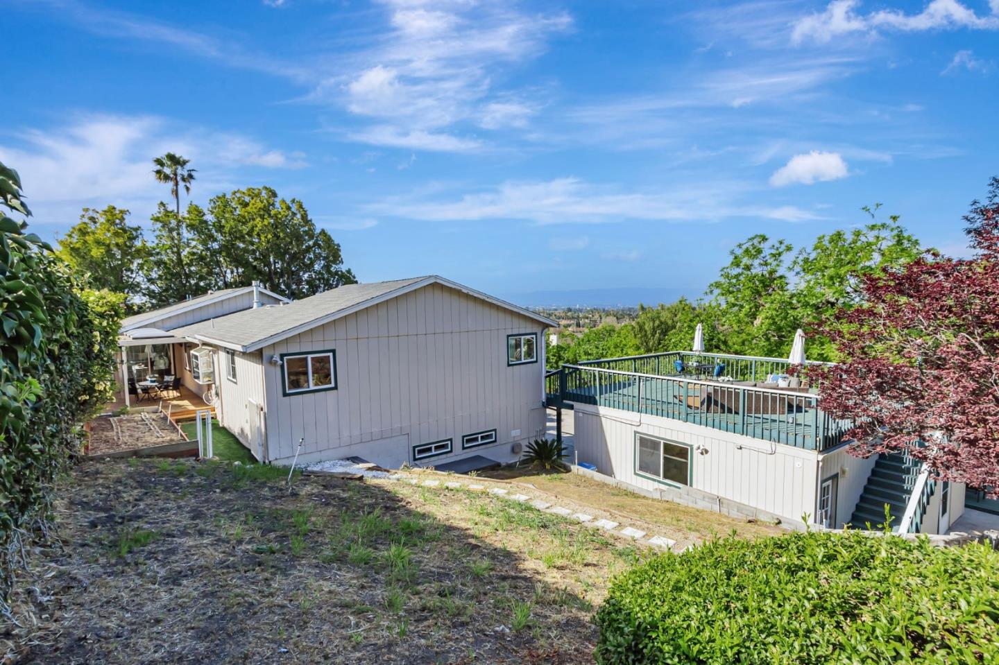 Detail Gallery Image 72 of 97 For 3449 Suncrest Ave, San Jose,  CA 95132 - 5 Beds | 2/1 Baths