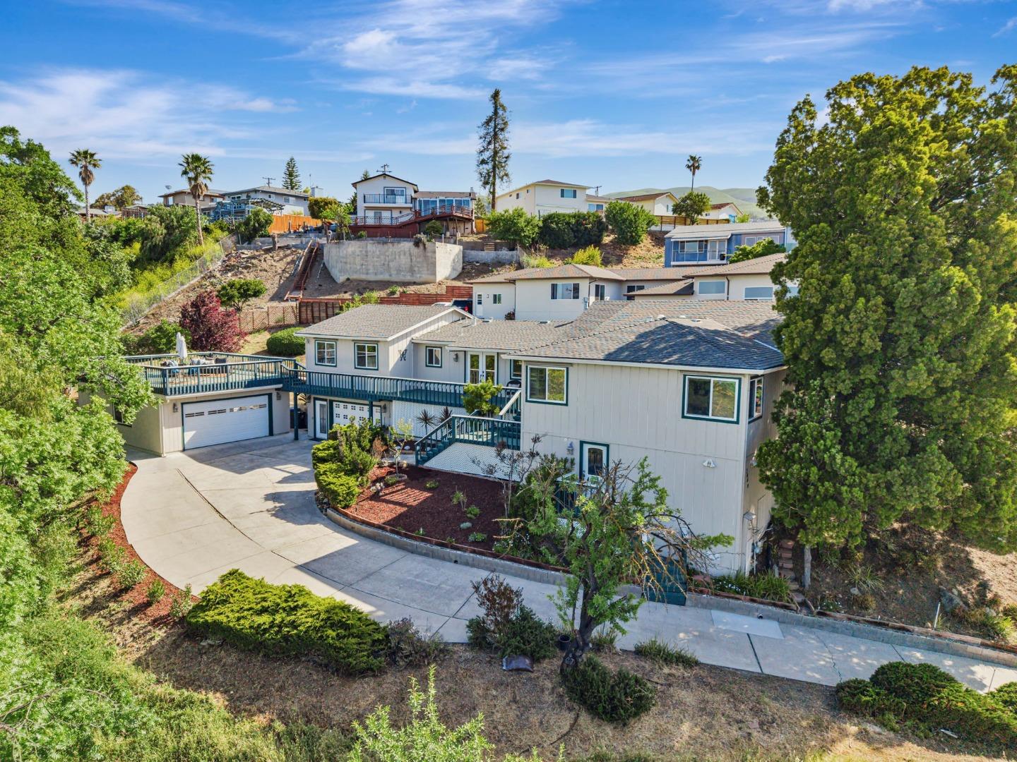 Detail Gallery Image 81 of 97 For 3449 Suncrest Ave, San Jose,  CA 95132 - 5 Beds | 2/1 Baths