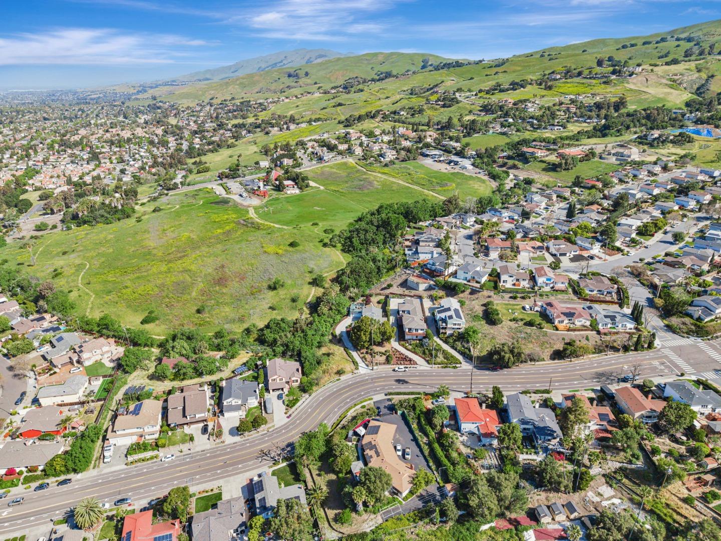Detail Gallery Image 94 of 97 For 3449 Suncrest Ave, San Jose,  CA 95132 - 5 Beds | 2/1 Baths