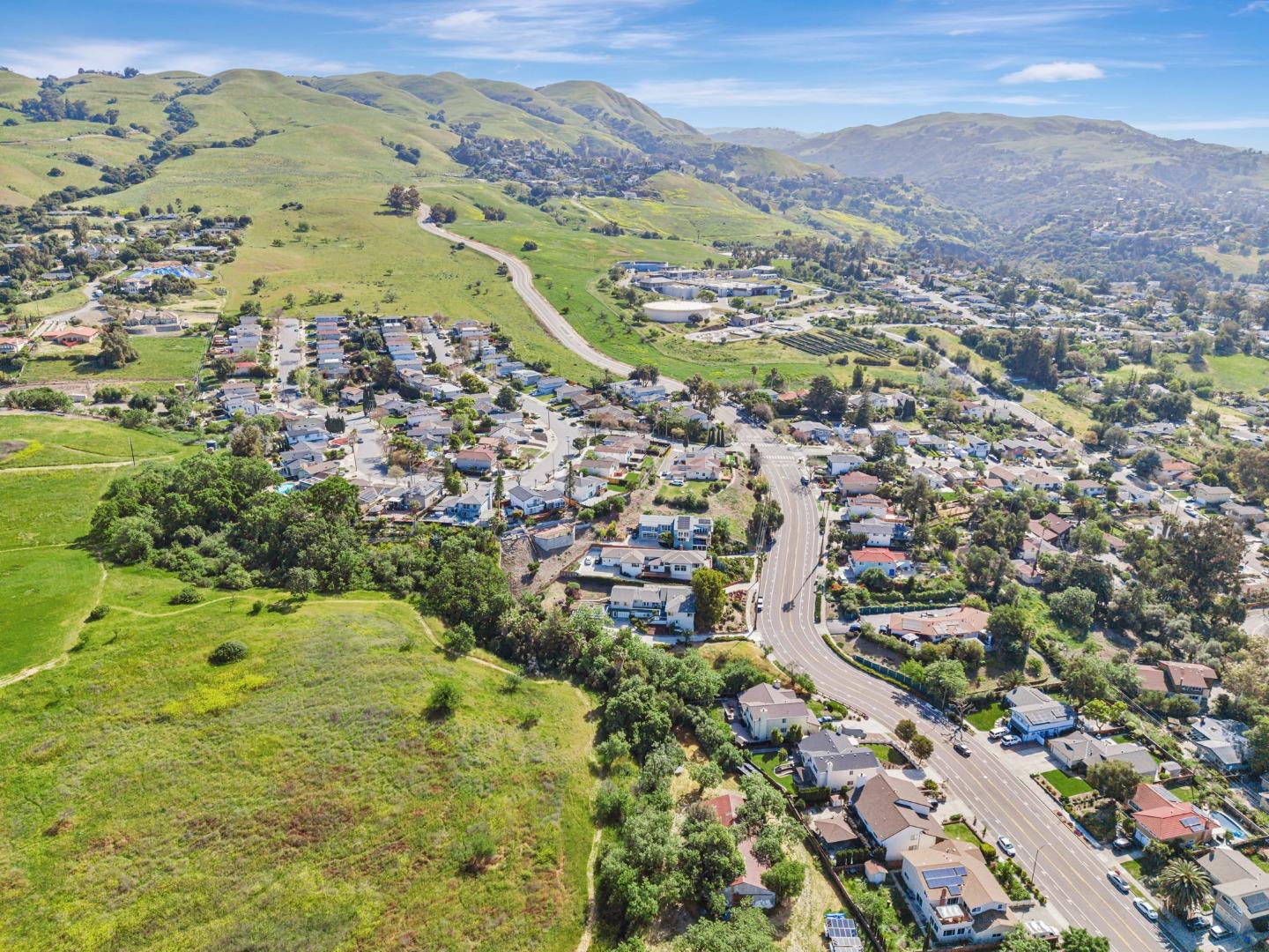 Detail Gallery Image 97 of 97 For 3449 Suncrest Ave, San Jose,  CA 95132 - 5 Beds | 2/1 Baths
