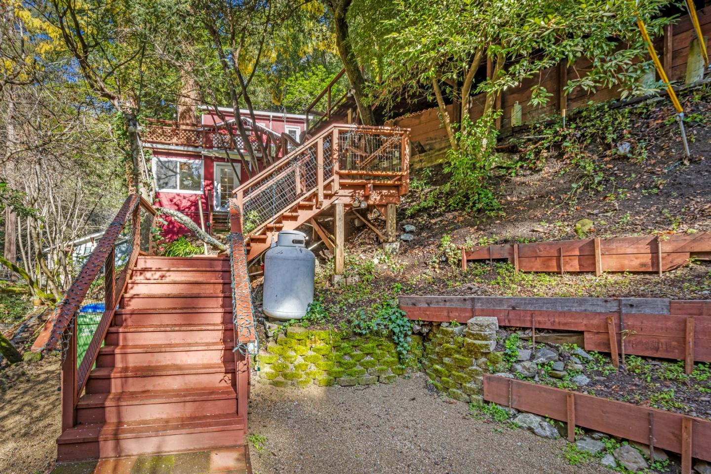 Detail Gallery Image 2 of 63 For 19495 Beardsley Rd, Los Gatos,  CA 95033 - 2 Beds | 2 Baths