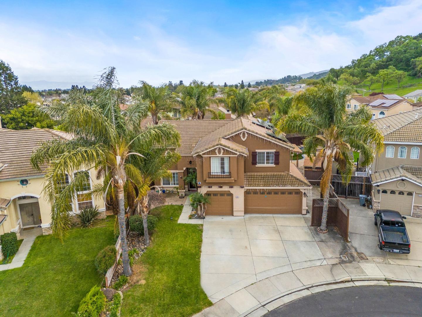 Detail Gallery Image 15 of 43 For 9740 Linnet Ct, Gilroy,  CA 95020 - 5 Beds | 3 Baths