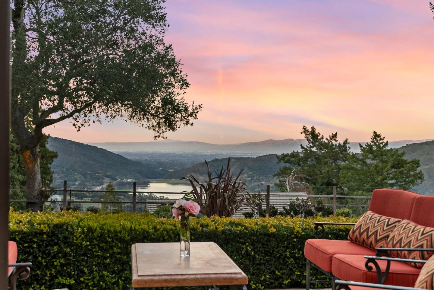 Detail Gallery Image 16 of 84 For 21106 Brush Rd, Los Gatos,  CA 95033 - 4 Beds | 3 Baths