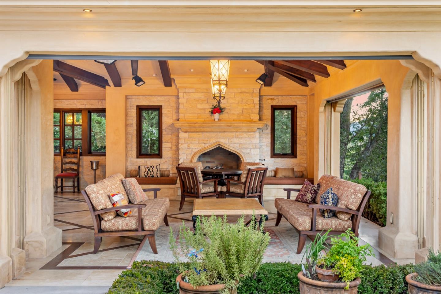 Detail Gallery Image 8 of 84 For 21106 Brush Rd, Los Gatos,  CA 95033 - 4 Beds | 3 Baths