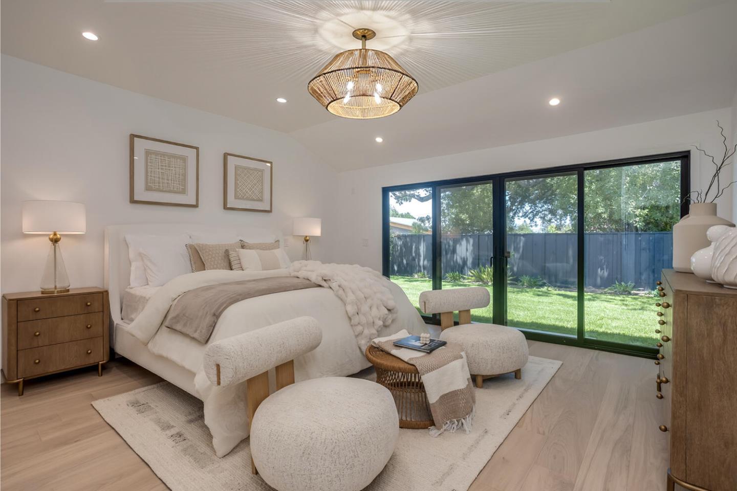 Detail Gallery Image 18 of 45 For 83 Sevilla Dr, Los Altos,  CA 94022 - 5 Beds | 5 Baths