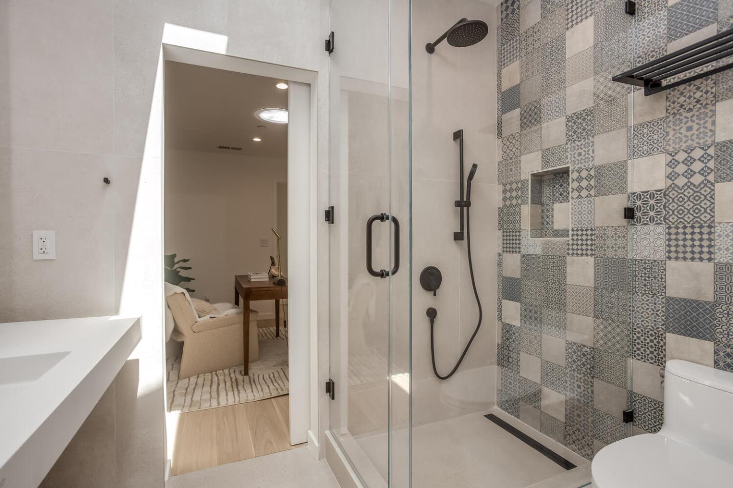 Detail Gallery Image 32 of 45 For 83 Sevilla Dr, Los Altos,  CA 94022 - 5 Beds | 5 Baths