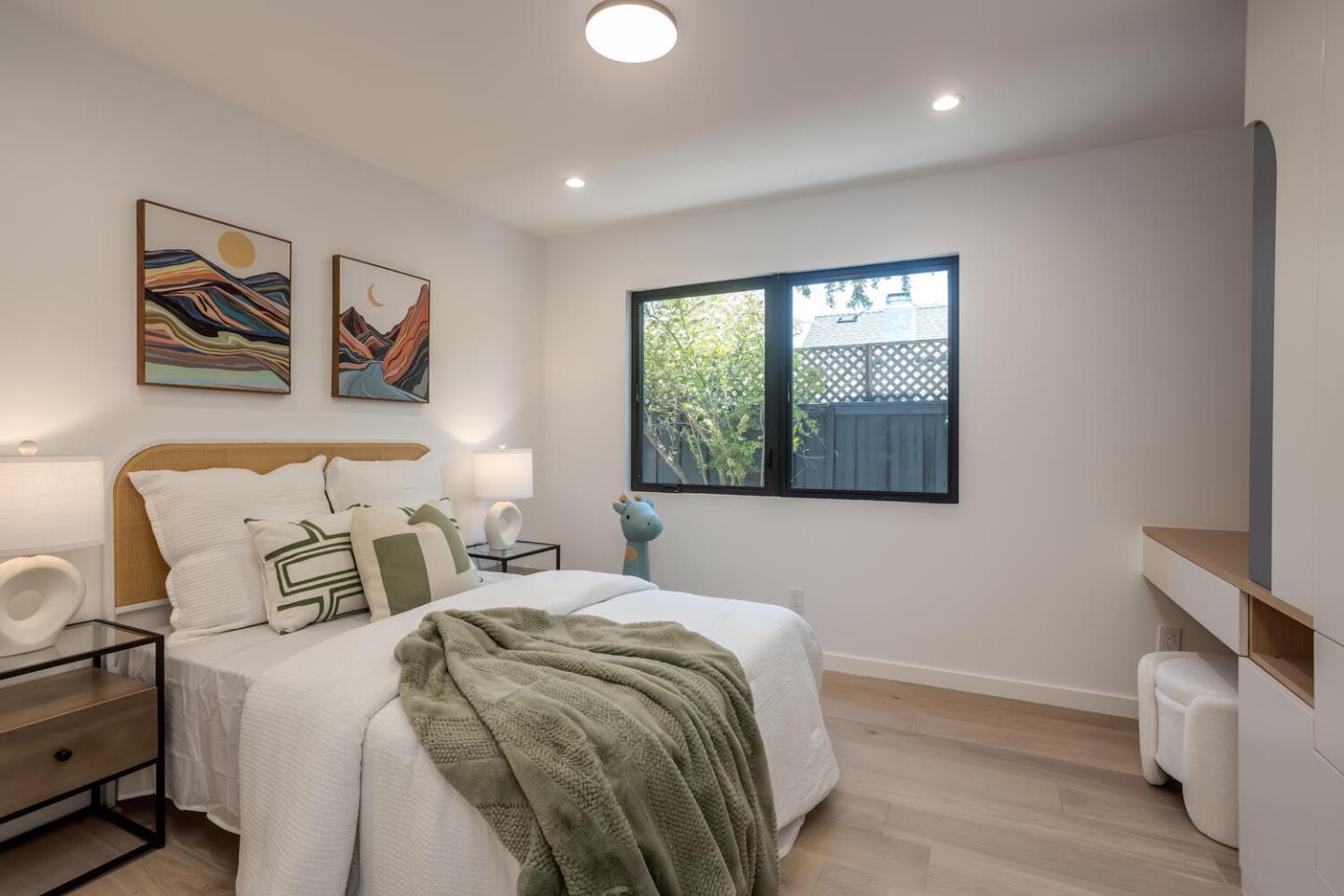 Detail Gallery Image 34 of 45 For 83 Sevilla Dr, Los Altos,  CA 94022 - 5 Beds | 5 Baths