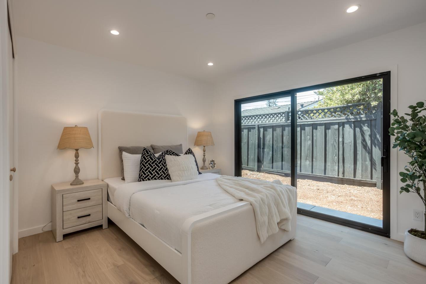 Detail Gallery Image 37 of 45 For 83 Sevilla Dr, Los Altos,  CA 94022 - 5 Beds | 5 Baths
