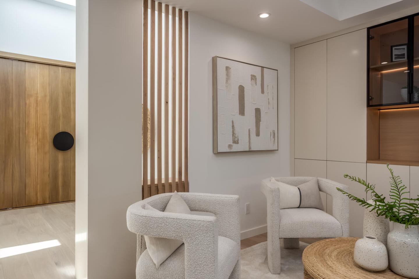 Detail Gallery Image 5 of 45 For 83 Sevilla Dr, Los Altos,  CA 94022 - 5 Beds | 5 Baths