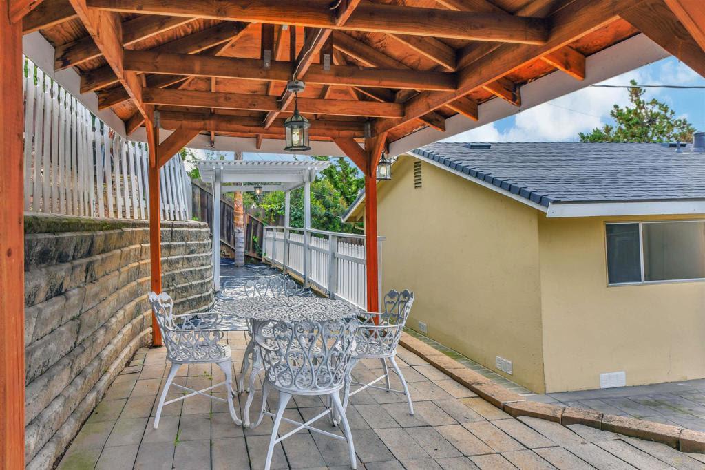Detail Gallery Image 14 of 21 For 758 Candlestick Way, San Jose,  CA 95127 - 5 Beds | 3 Baths