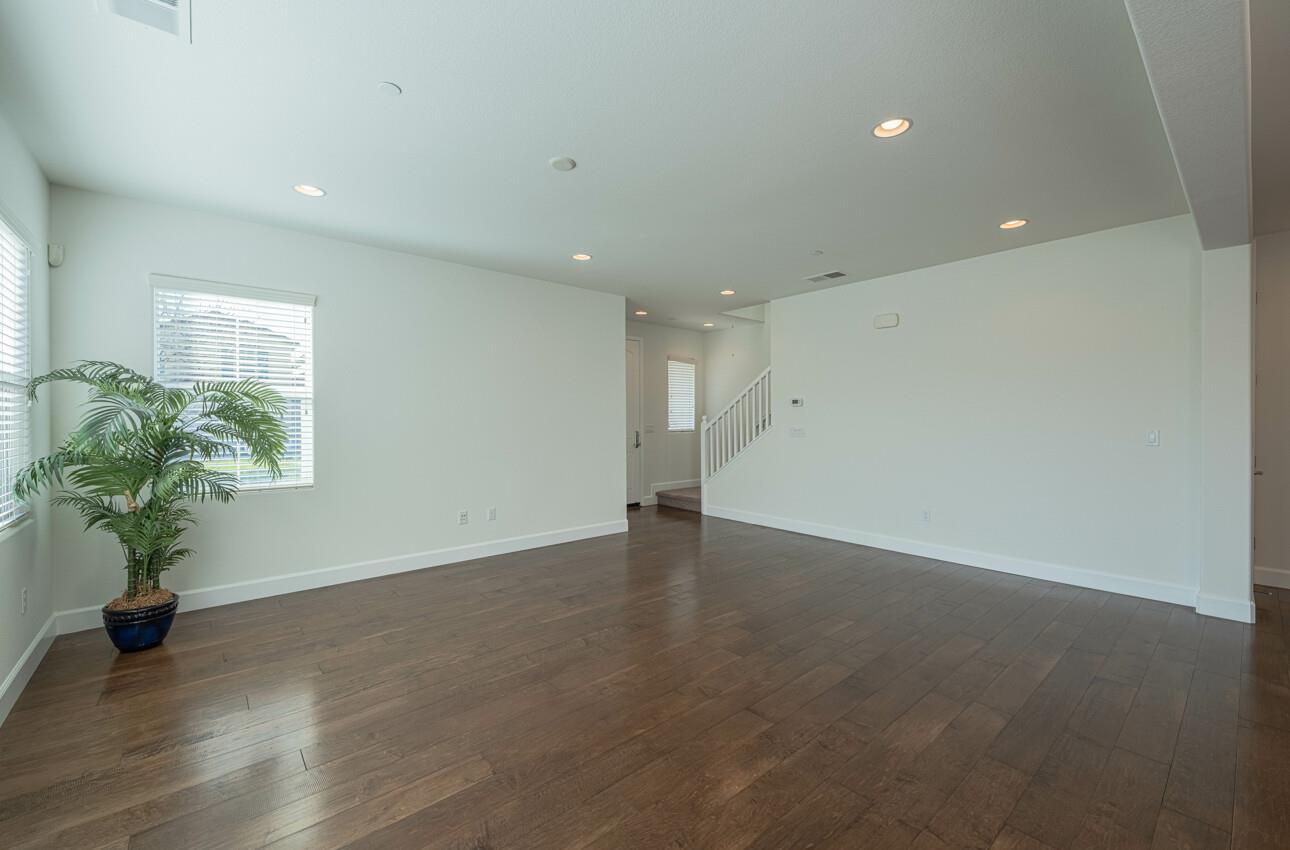 Detail Gallery Image 10 of 69 For 655 San Marino Ct, Morgan Hill,  CA 95037 - 4 Beds | 3 Baths