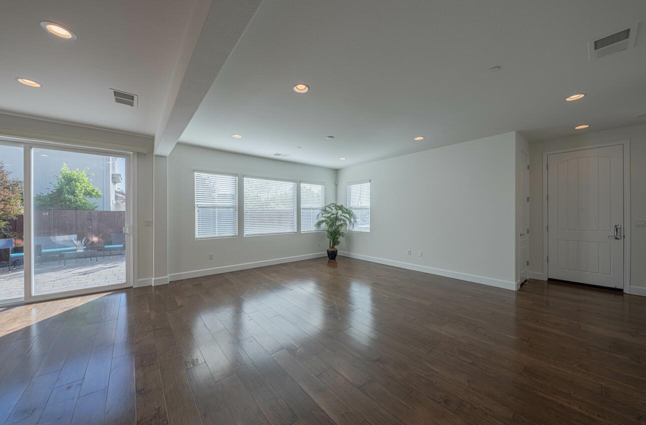 Detail Gallery Image 20 of 69 For 655 San Marino Ct, Morgan Hill,  CA 95037 - 4 Beds | 3 Baths